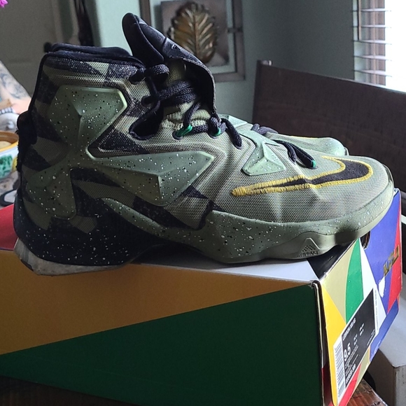 Nike LeBron XIII AS - Picture 5 of 8